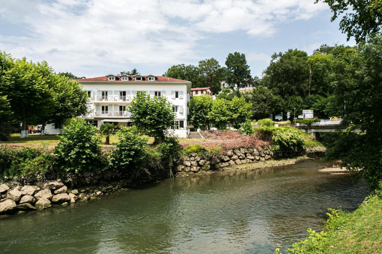 Hotel Du Pont Ascain Bagian luar foto